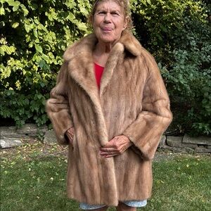 Chic real mink fur blonde Tan Teddy Jacket